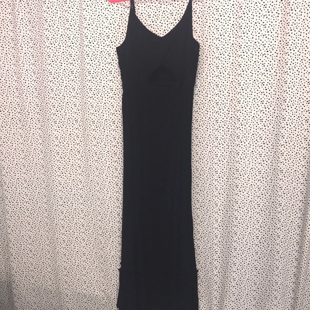 AERIE mid-length black dress with cut-out